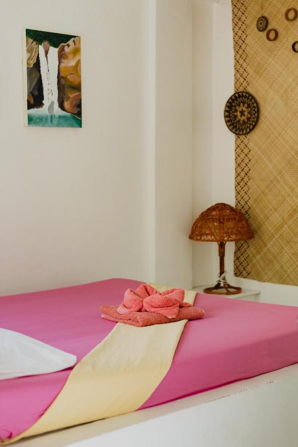 Amami Garden Hostel Puerto Galera Eksteriør billede