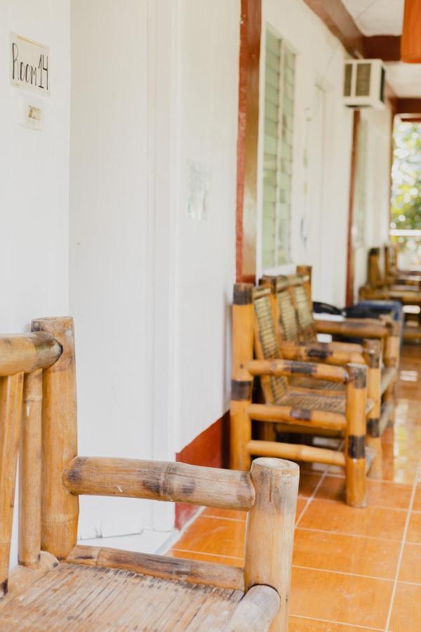 Amami Garden Hostel Puerto Galera Eksteriør billede